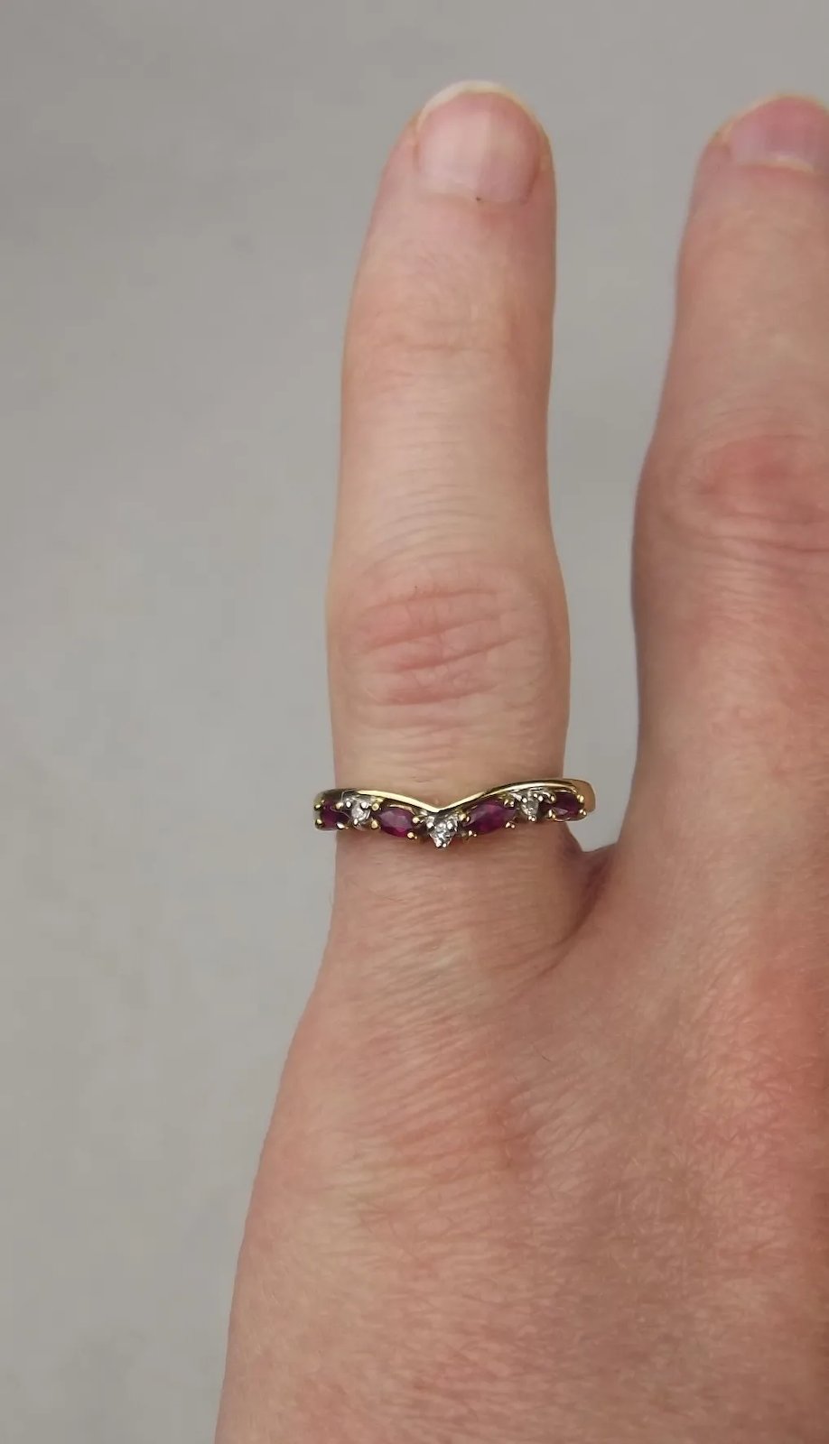 9ct Yellow Gold Ruby & Diamond Wishbone Ring UK Size M+ US 6 ¼