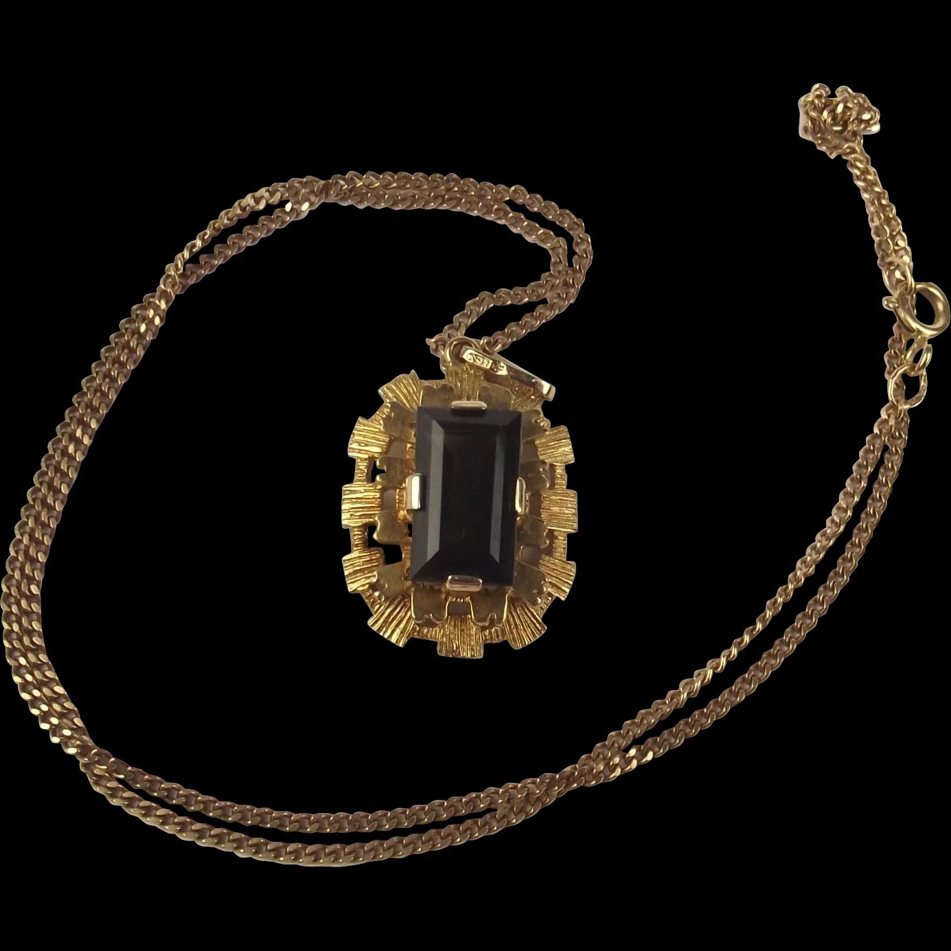 9ct Yellow Gold Smoky Quartz Pendant Necklace