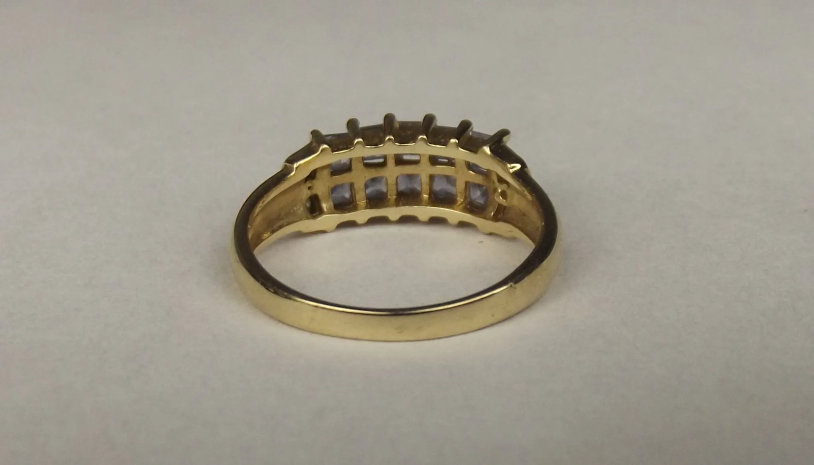 9ct Yellow Gold Topaz & Diamond Cluster Ring UK Size N US 6 ½