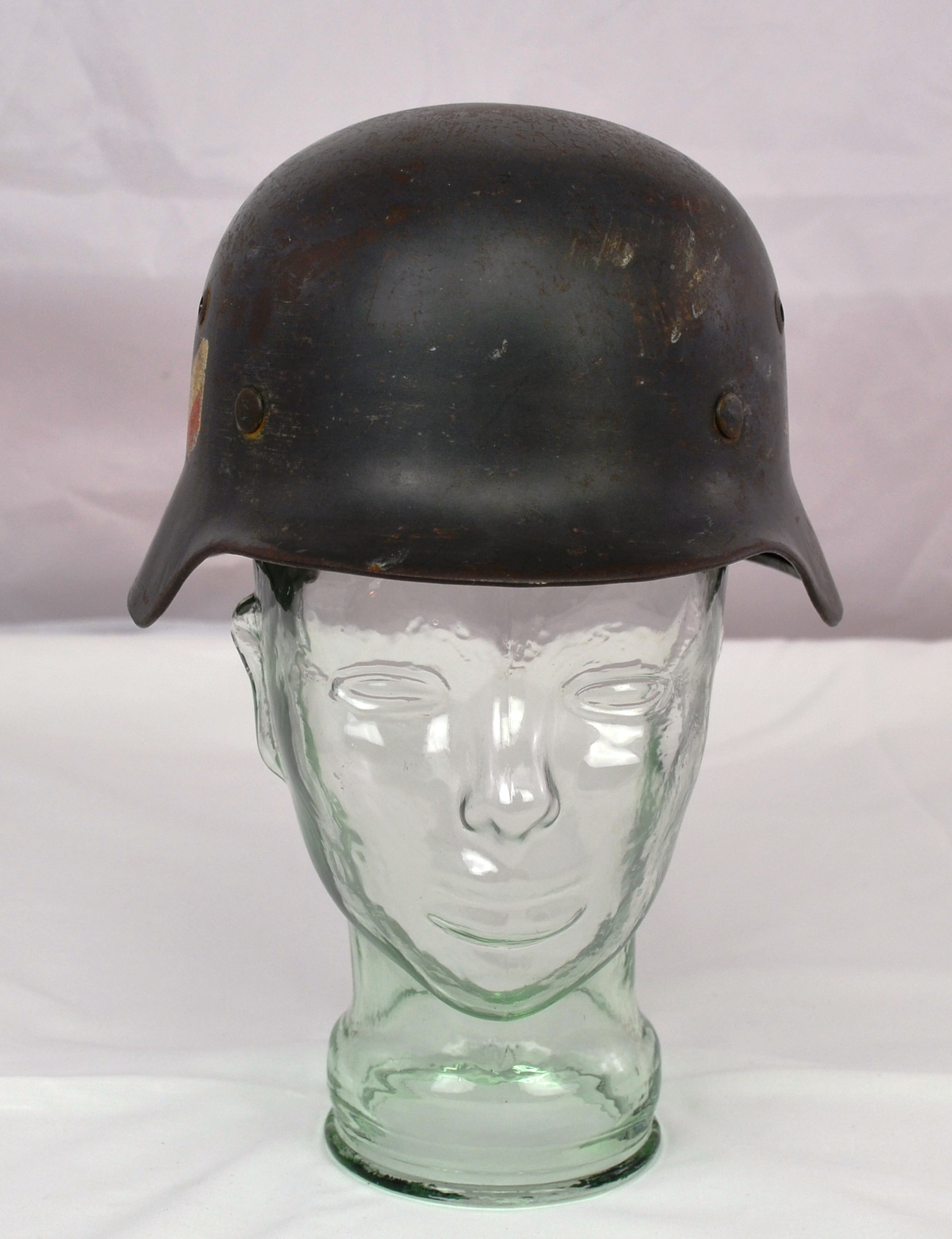 German WW2 Original M35 Double Decal Luftwaffe Helmet - Image 2