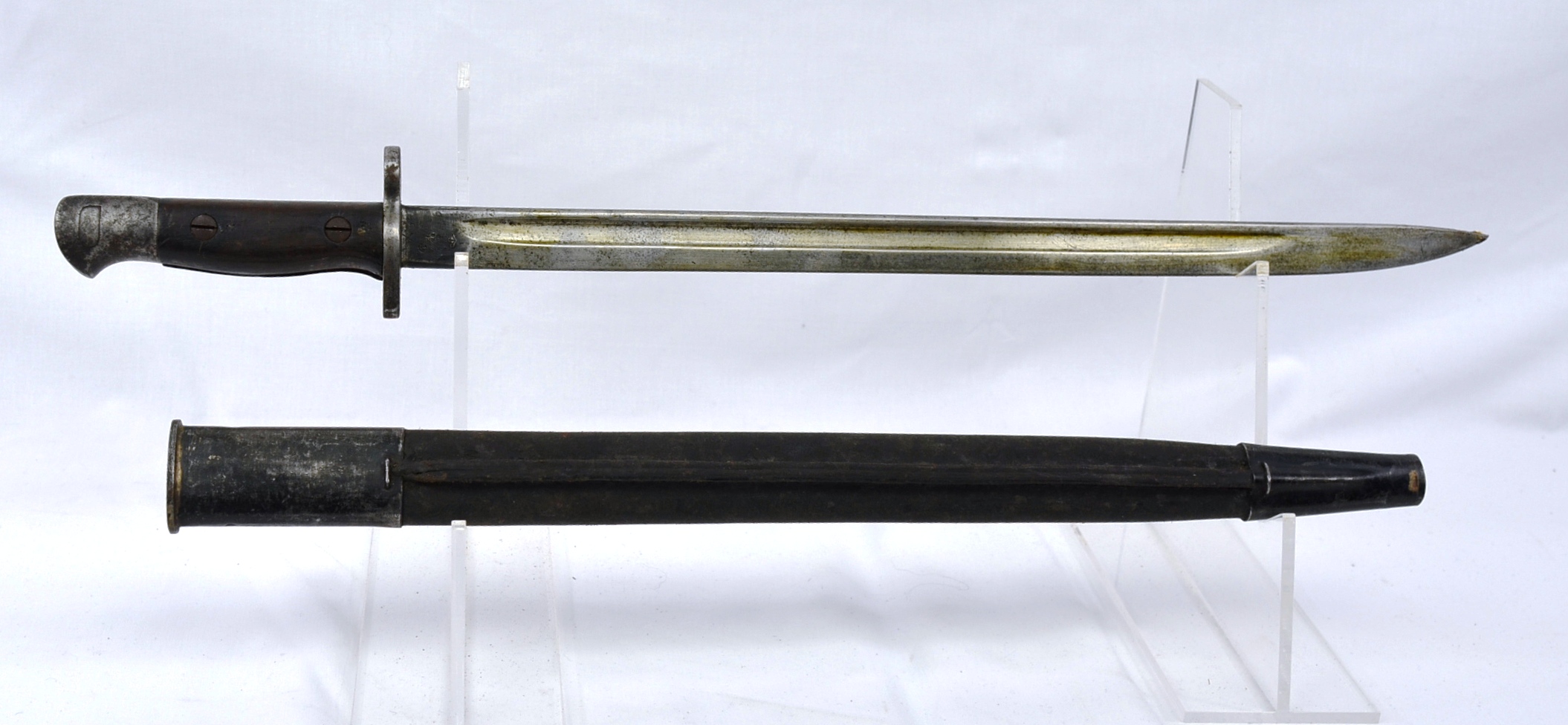 WW1 1907 Enfield Bayonet With Leather Scabbard For SMLE - Image 2