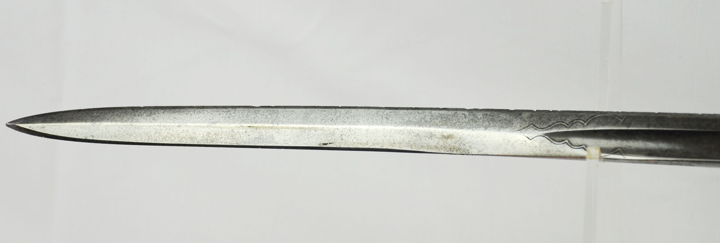 A Post 1902 Royal Naval Officer’s Sword And Scabbard With Serial No - Image 6