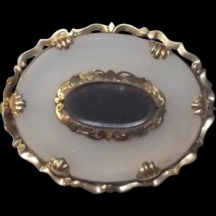 Antique Victorian 9 Ct Gold Agate Mourning Brooch
