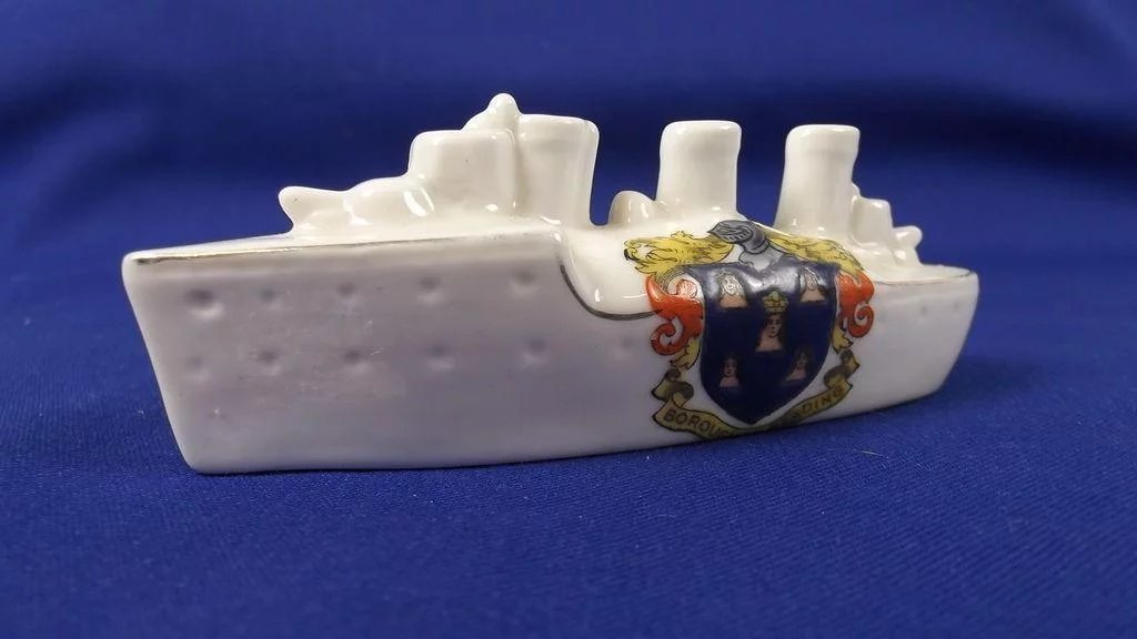 Arcadian Crested China Model Of A Battleship, Borough Of Reading - Image 2