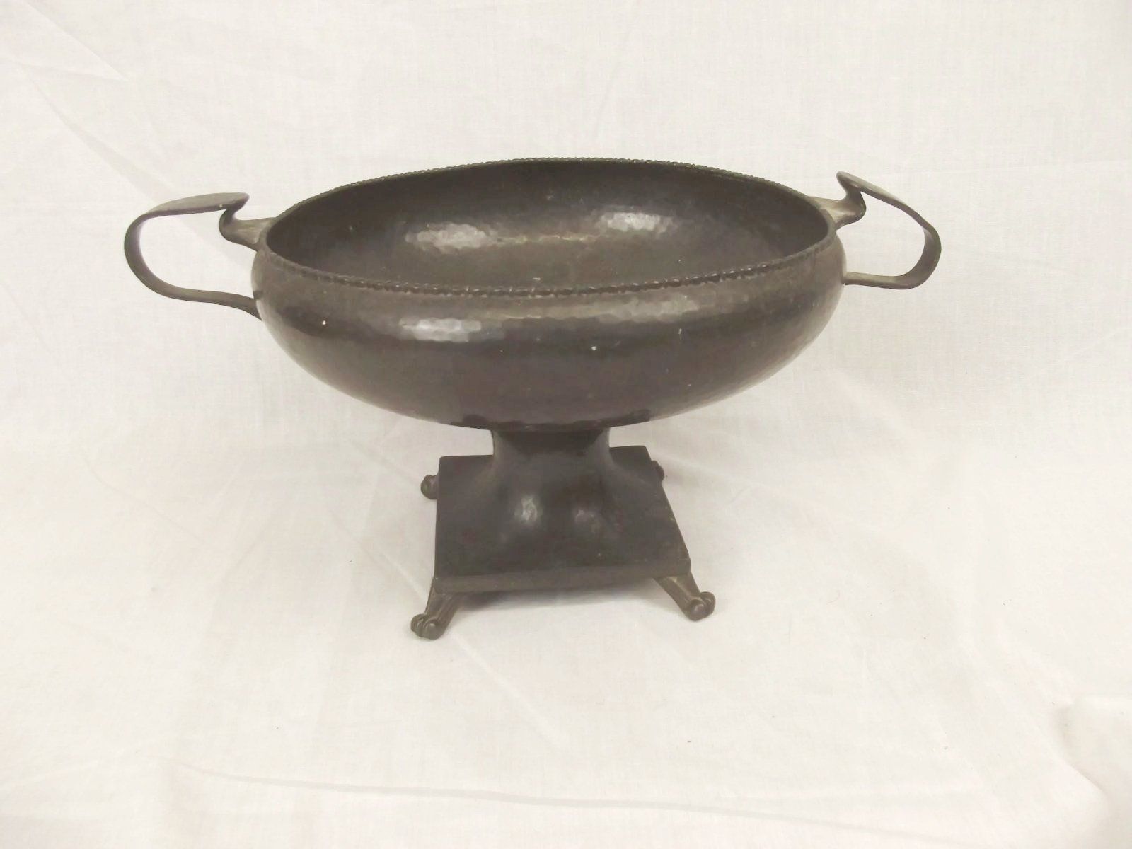 Arts & Crafts Pewter Centre Piece With Twin Handles