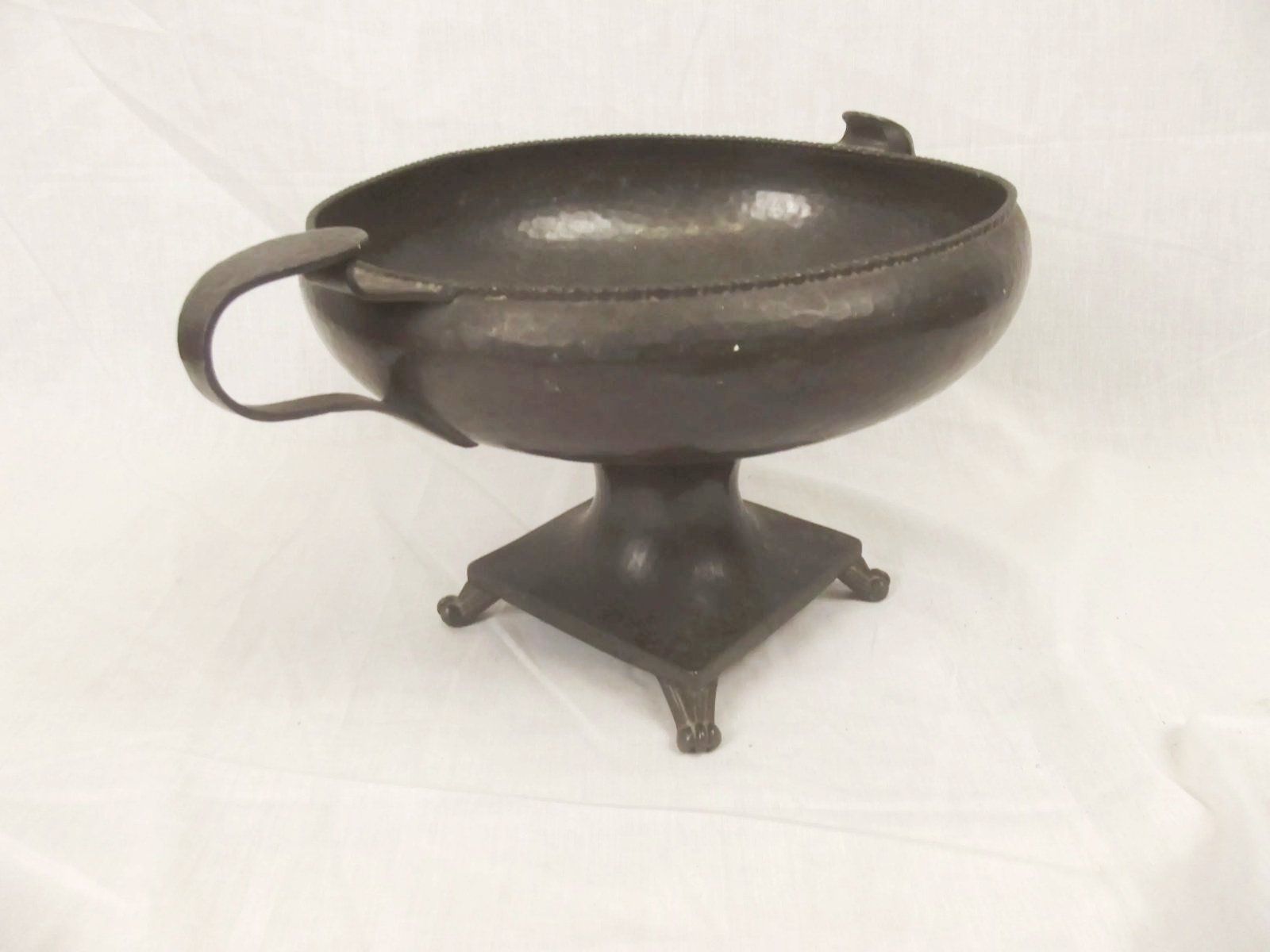 Arts & Crafts Pewter Centre Piece With Twin Handles - Image 5