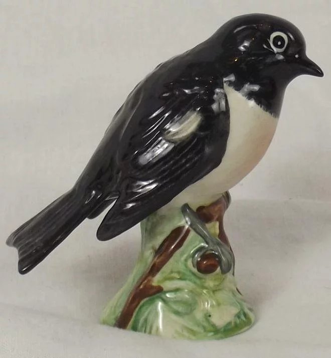 Beswick 2274 Stonechat - Image 2
