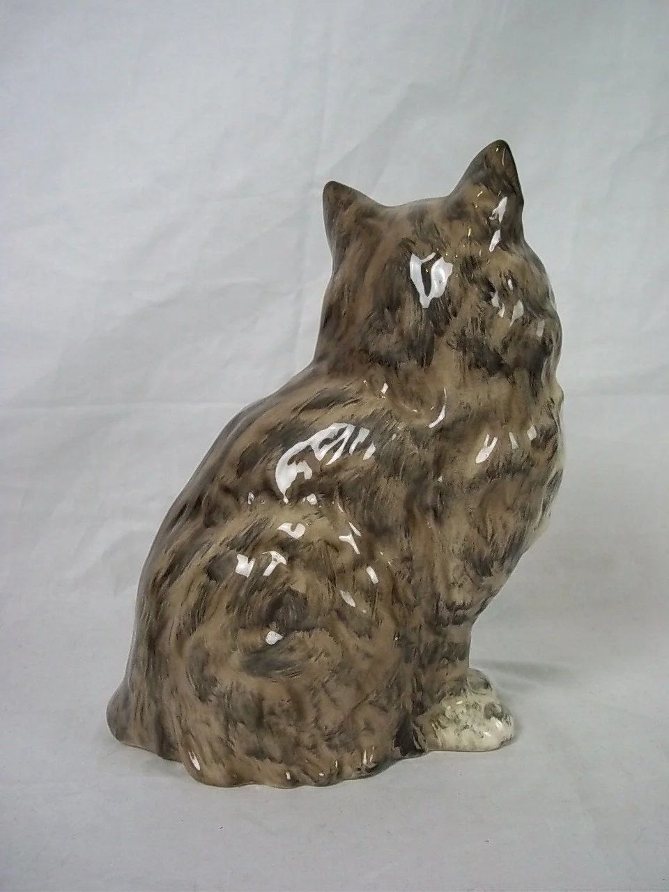 Rare Beswick Grey Stripe Pattern Persian Cat No1867 by Albert Hallam - Image 4