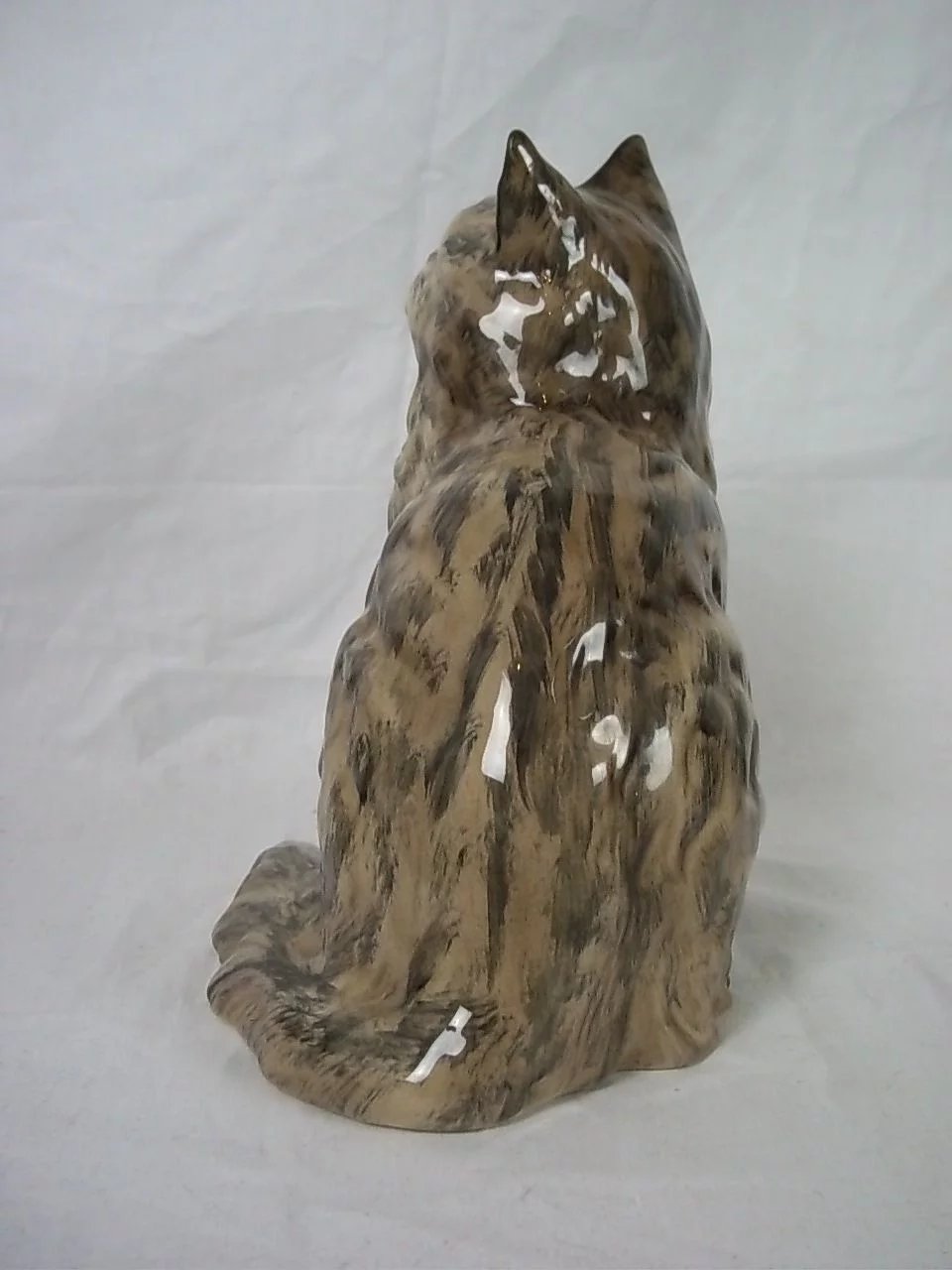 Rare Beswick Grey Stripe Pattern Persian Cat No1867 by Albert Hallam - Image 5