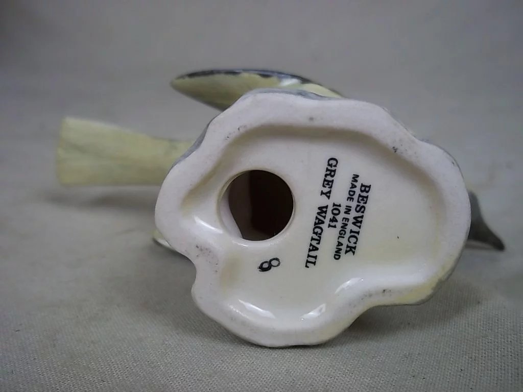 Beswick Pottery Model Of A Small Grey Wagtail - Image 6