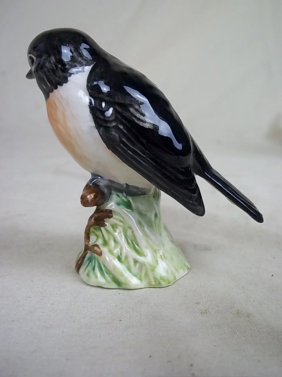 Beswick Pottery Model Of A Small Stonechat - Image 3