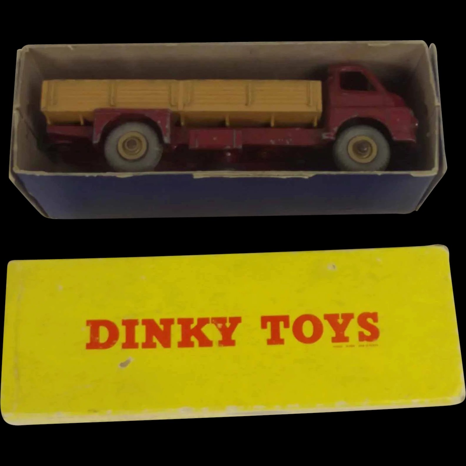 Boxed Dinky 408 Big Bedford Lorry In Maroon And Brown