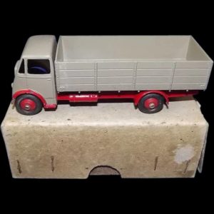 Boxed Dinky Supertoys 511 Guy 4-Ton Lorry