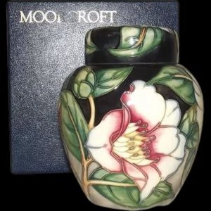 Boxed Moorcroft Pottery Chatsworth Rose Ginger Jar & Cover By Philip Gibson Ltd.