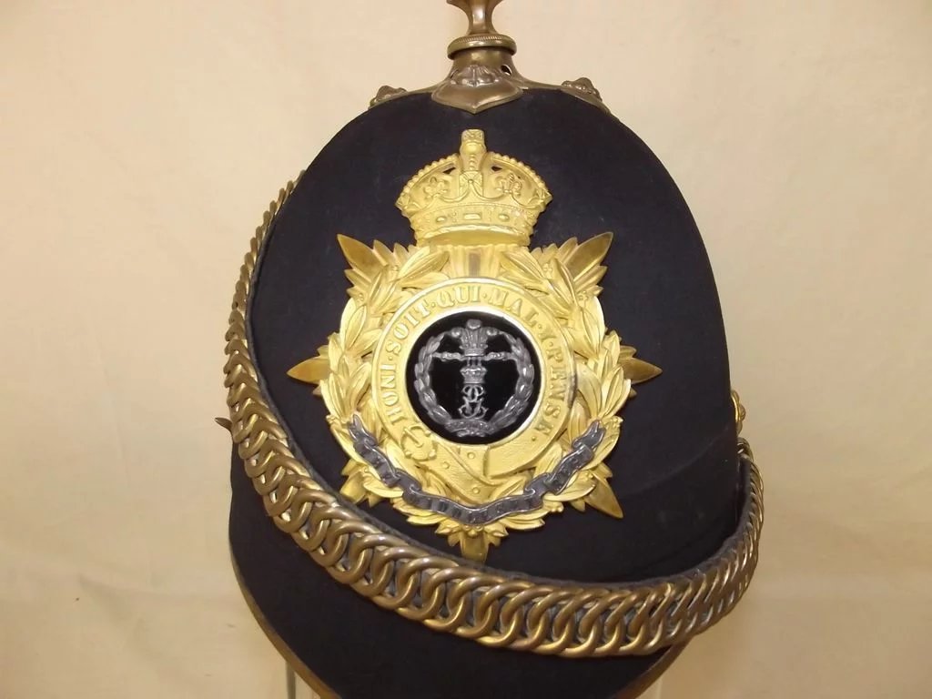 British Post 1902 Middlesex Regiment Officers Home Service Spikehelmet - Image 3