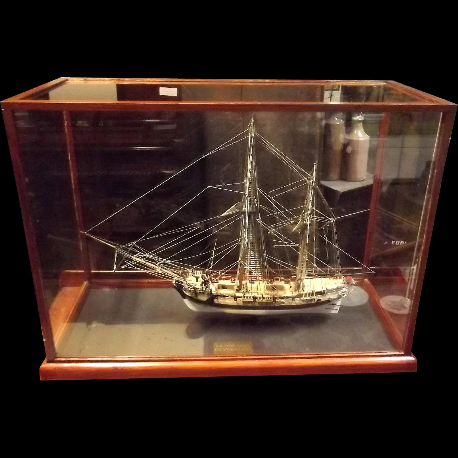 Cased 1742 HM Bomb Vessel Granado Victory Models Well Finished 1:64 Scale