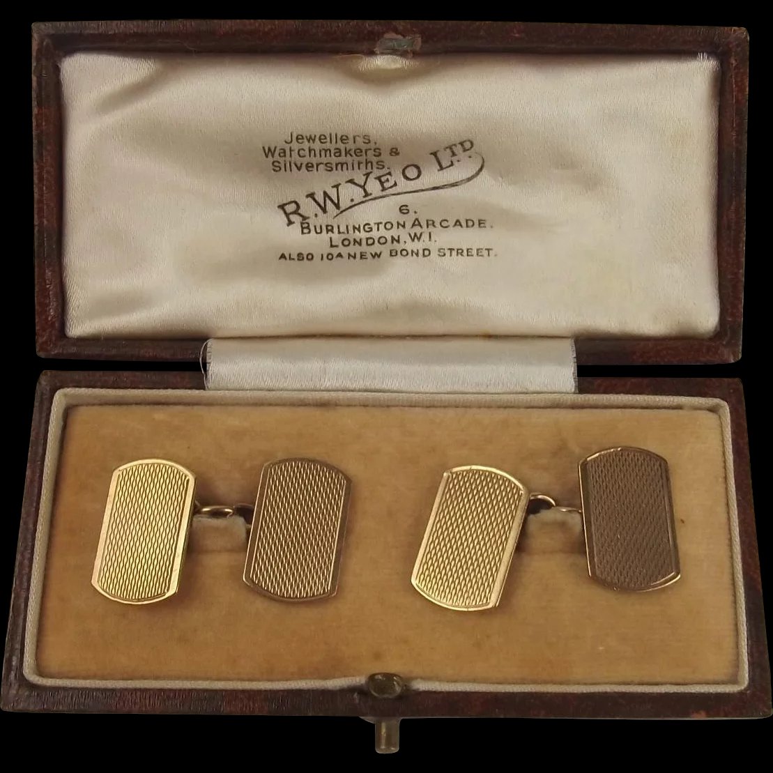 Cased 9ct Yellow Gold Pair Of Cufflinks London 1947