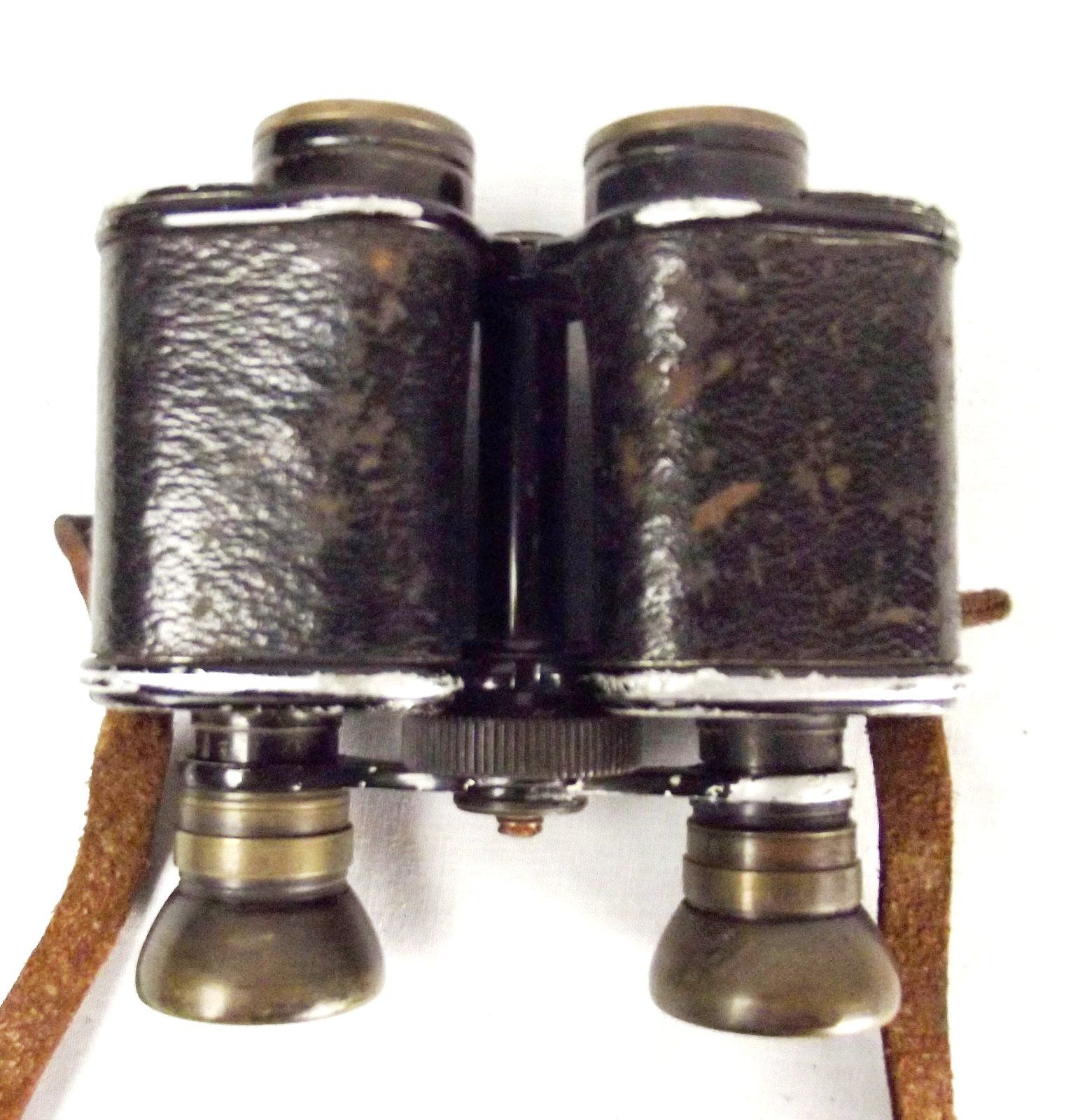 Cased French WWII Era Favorita Binoculars x8 Magnification - Image 6