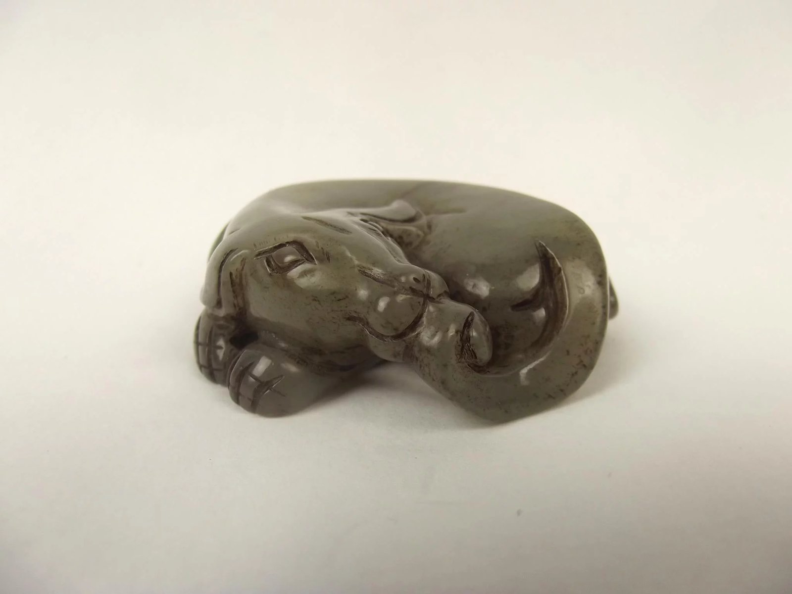Chinese Nephrite Jade Round Dog Pendant - Image 2