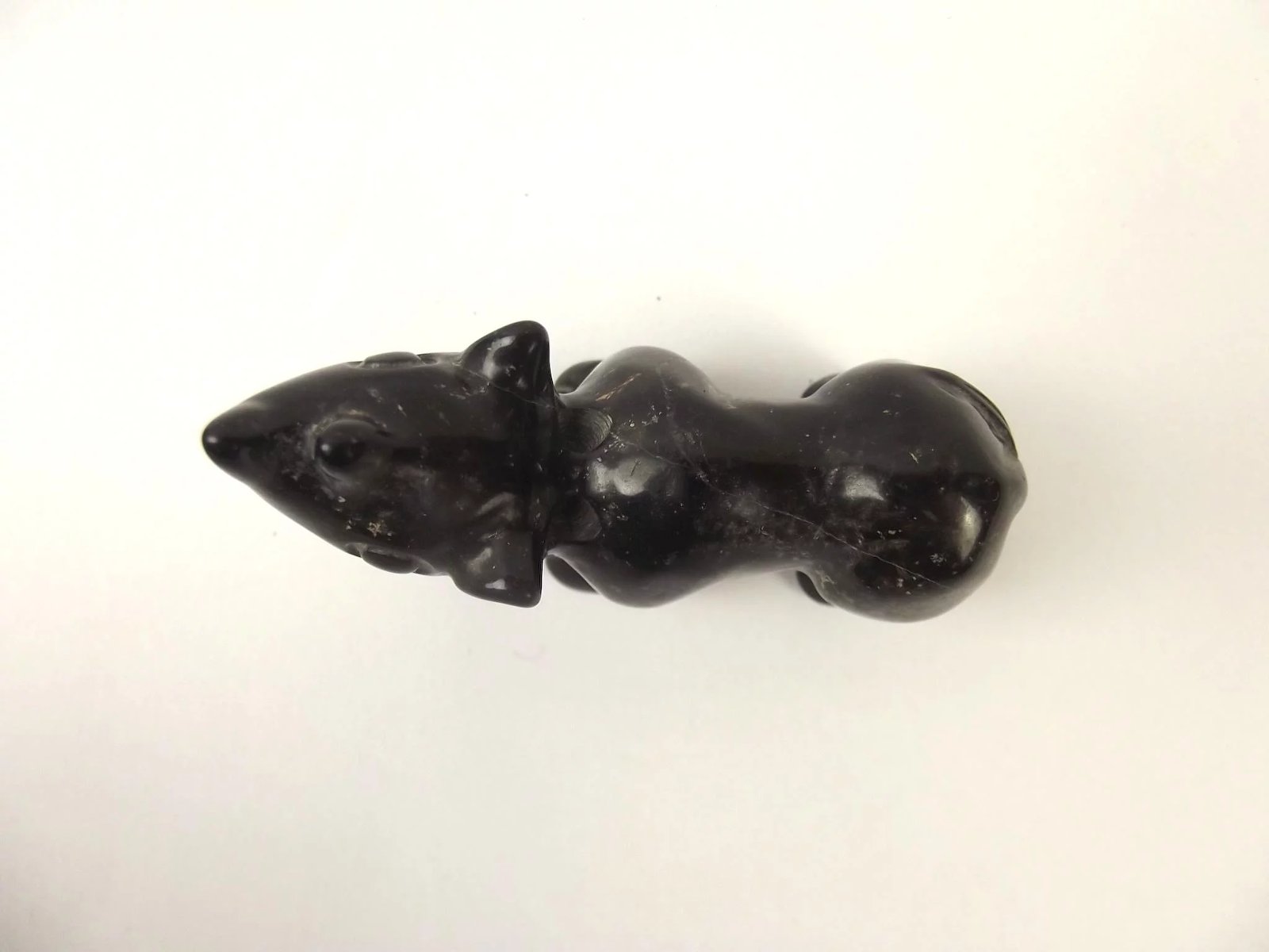 Chinese Qing Dynasty Black Nephrite Jade Pendant Of A Rhino - Image 6