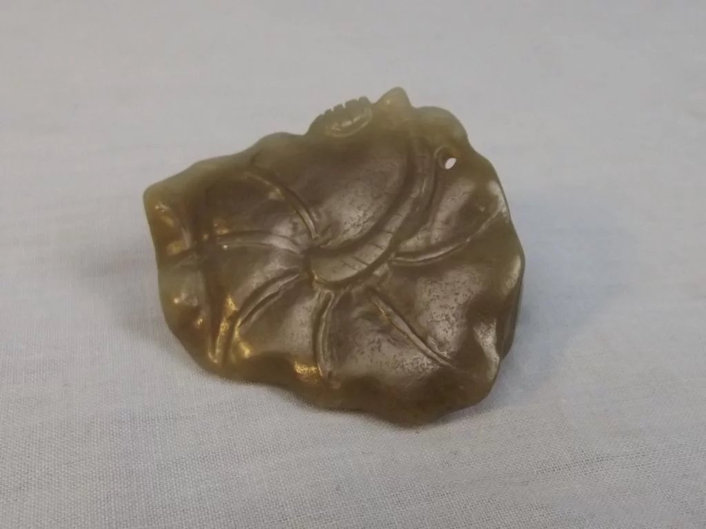 Chinese Qing Dynasty Jade Pendant Of A Boy With A Carp - Image 6