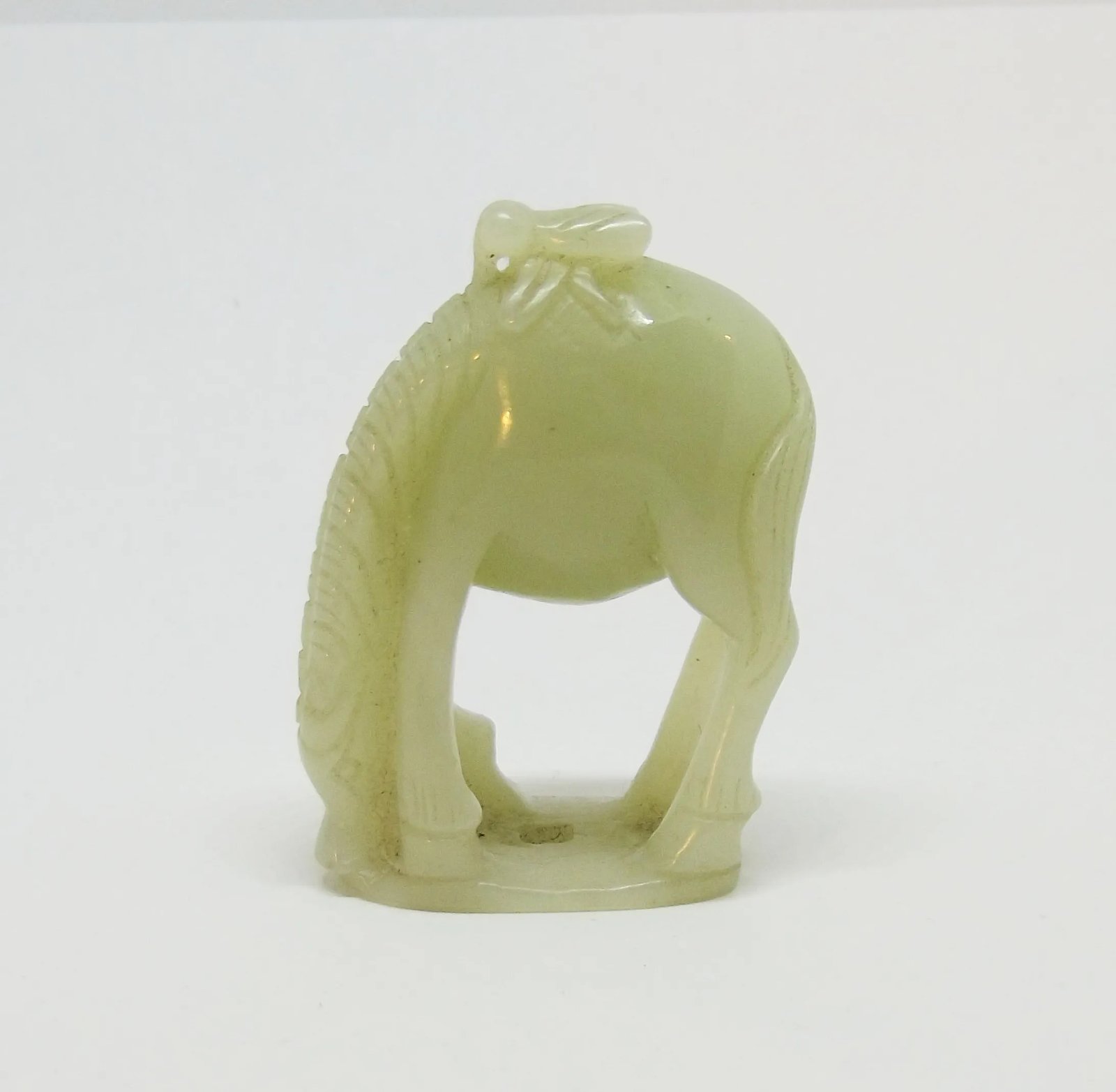 Chinese Qing Dynasty Nephrite Jade Carving Of A Horse & Fly