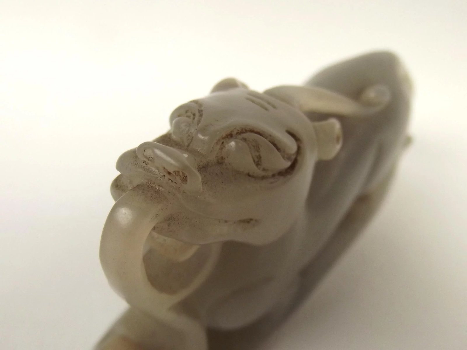 Chinese Qing Dynasty Nephrite Jade Carving Of A Mythical Unicorn Creature - Image 3
