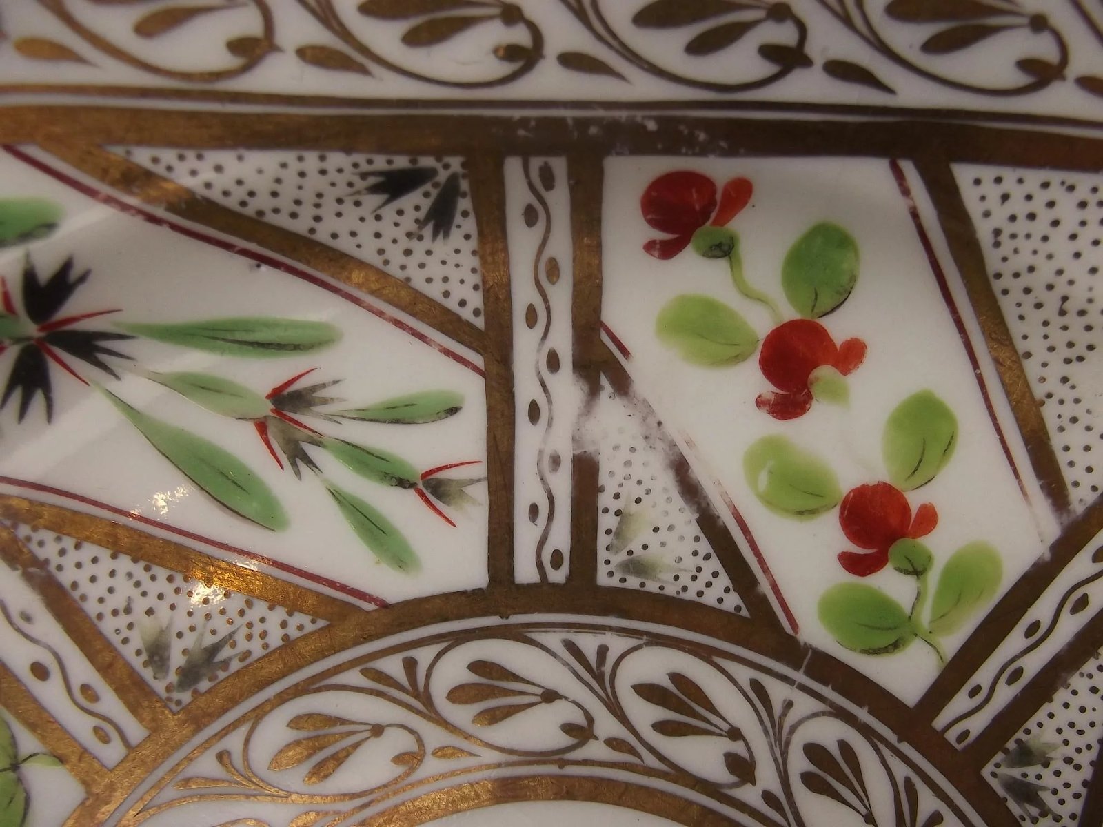 Circa 1810 Coalport Gilded Sandwich Plate - Image 5