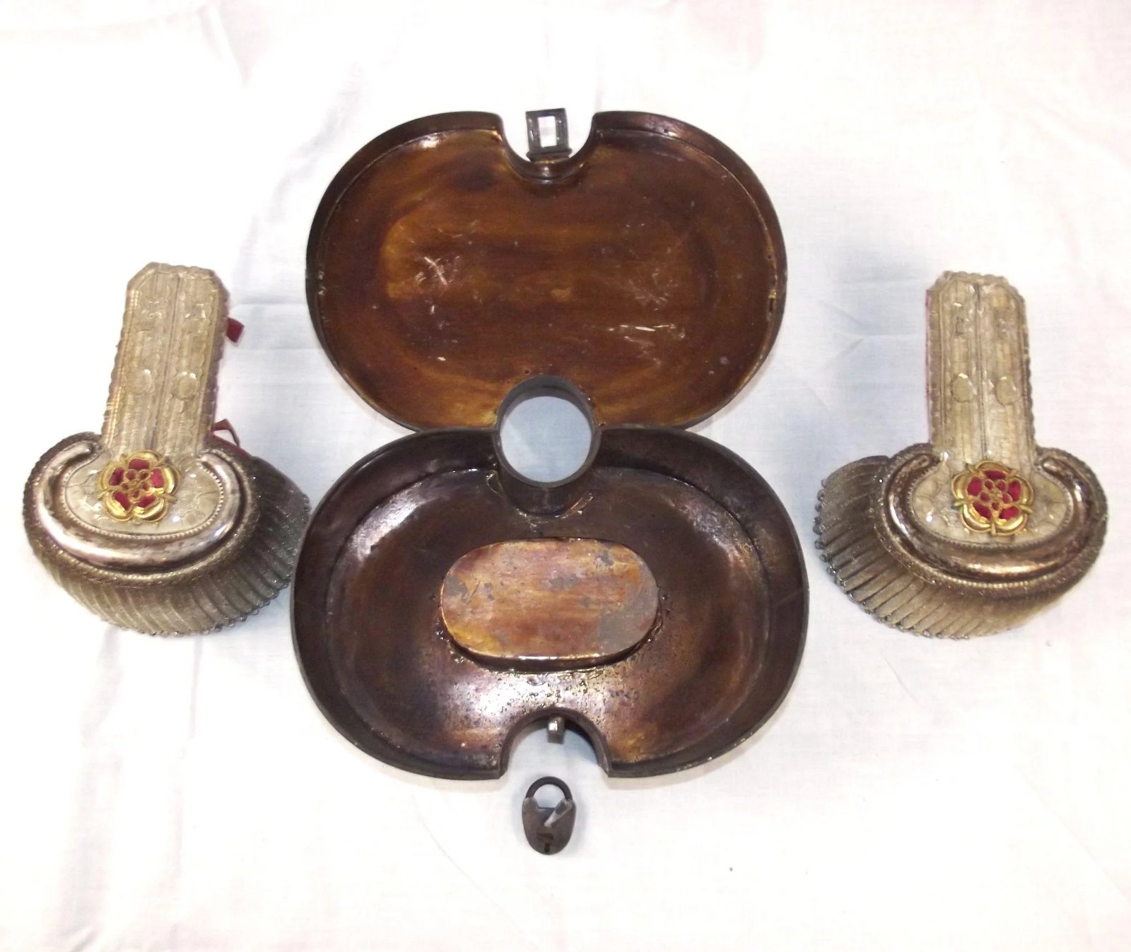 Circa 1830 Cased Lancaster Volunteers Officers Dress Epaulettes - Image 3