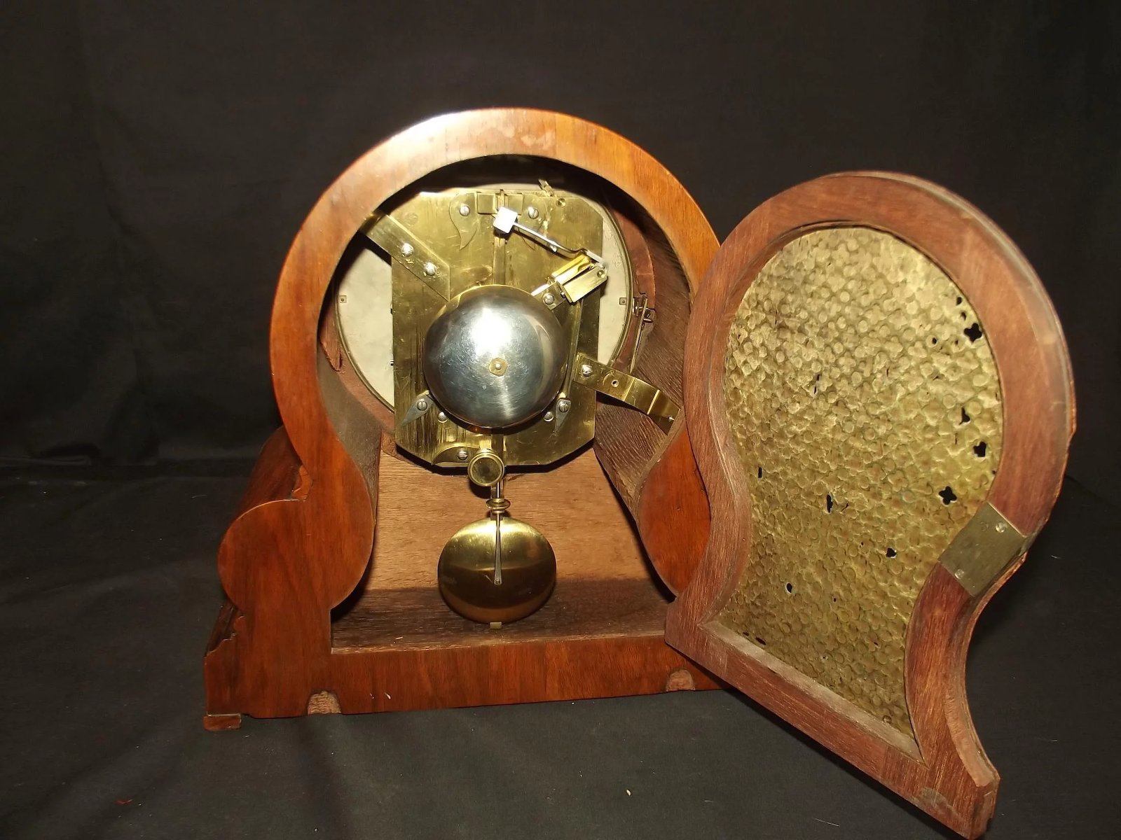 Circa 1860 Barraud & Lund Mantle Clock - Image 7