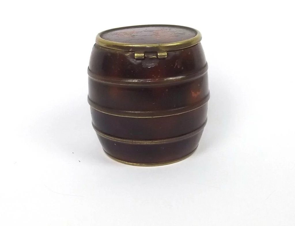 Circa 1880 Cigarette Ash Tray Barrel - Image 3