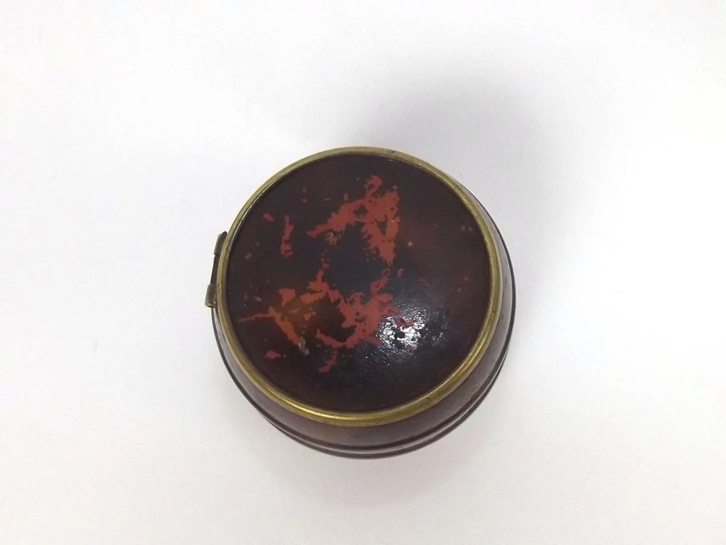 Circa 1880 Cigarette Ash Tray Barrel - Image 8