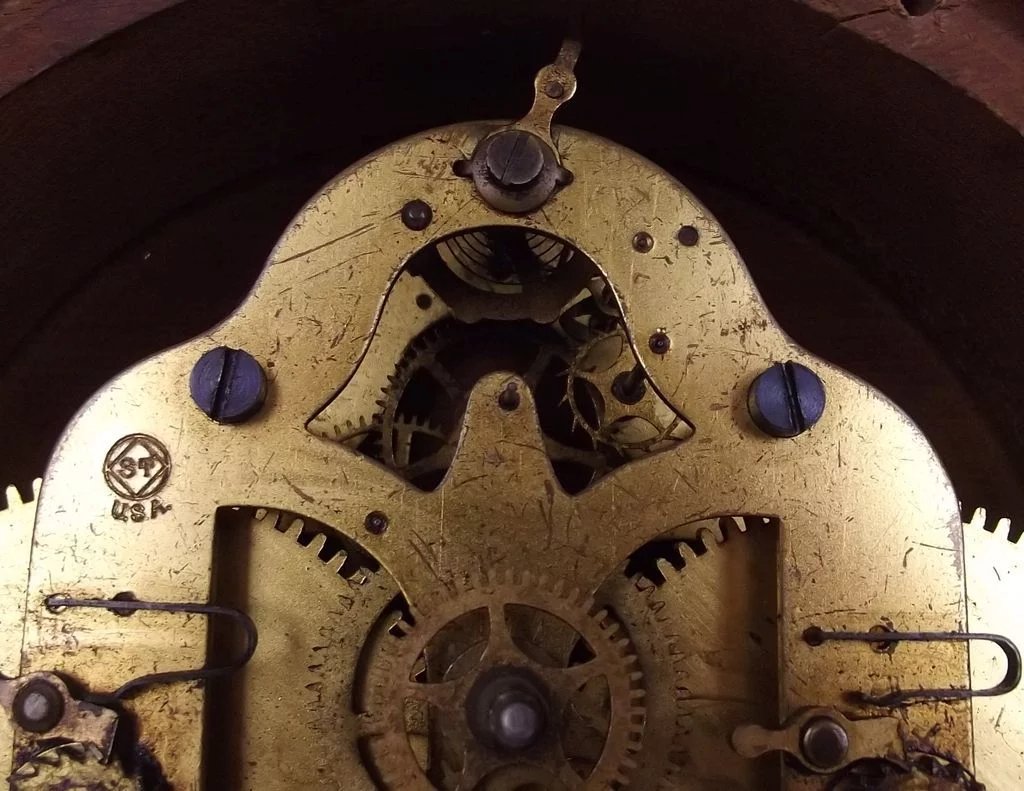 Circa 1880 Seth Thomas Mahogany Cased Ships Bulkhead Clock - Image 8