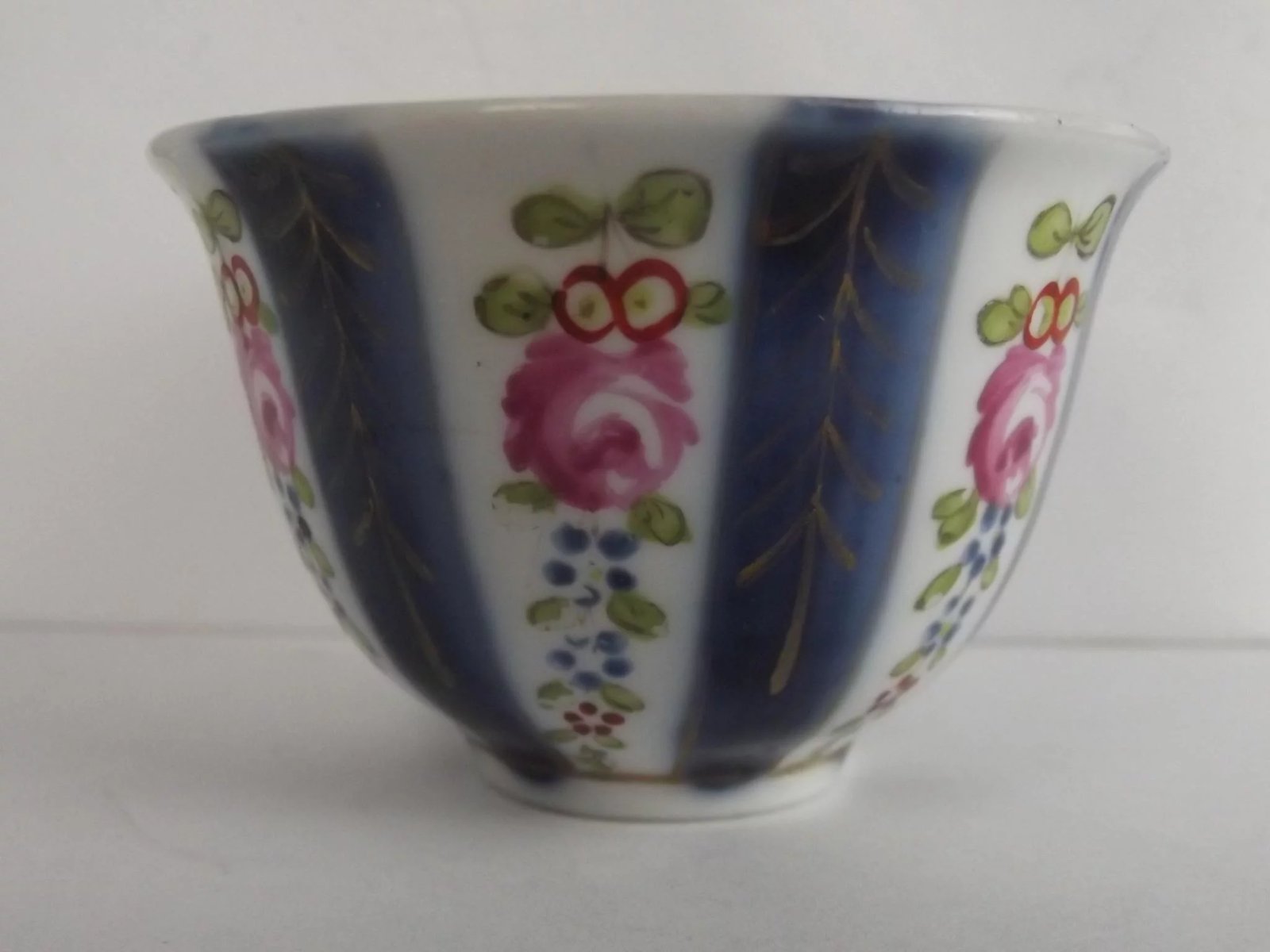Circa 1900 Dresden Miniature Tea Bowl - Image 3