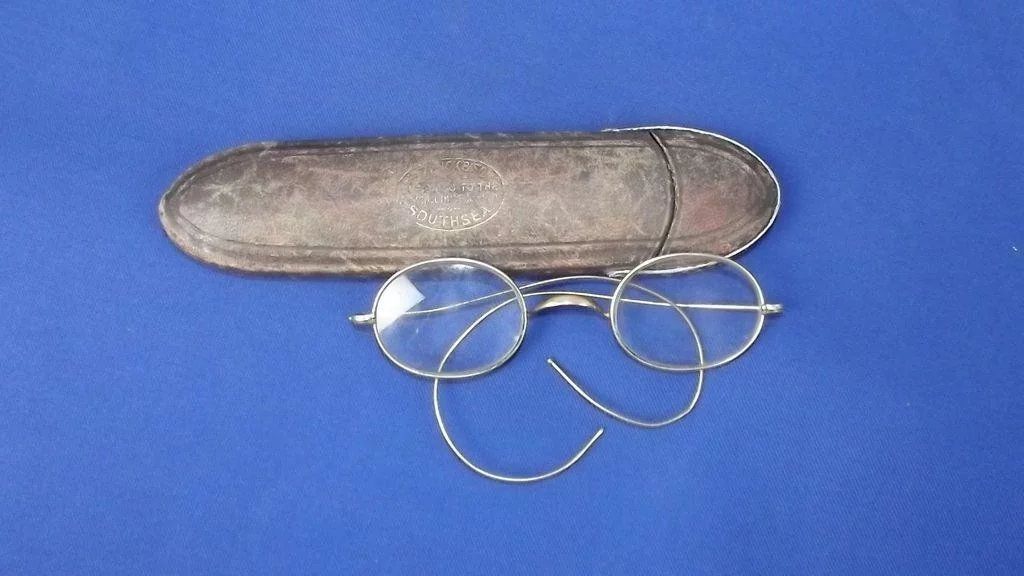 Circa 1900 Filled Gold Frame Spectacles With Original Case Southsea Portsmouth