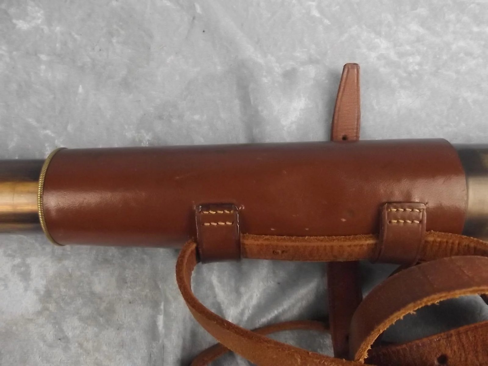 Circa 1910 Britannic & Co Three Draw Pocket Leather Bound Telescope - Image 5