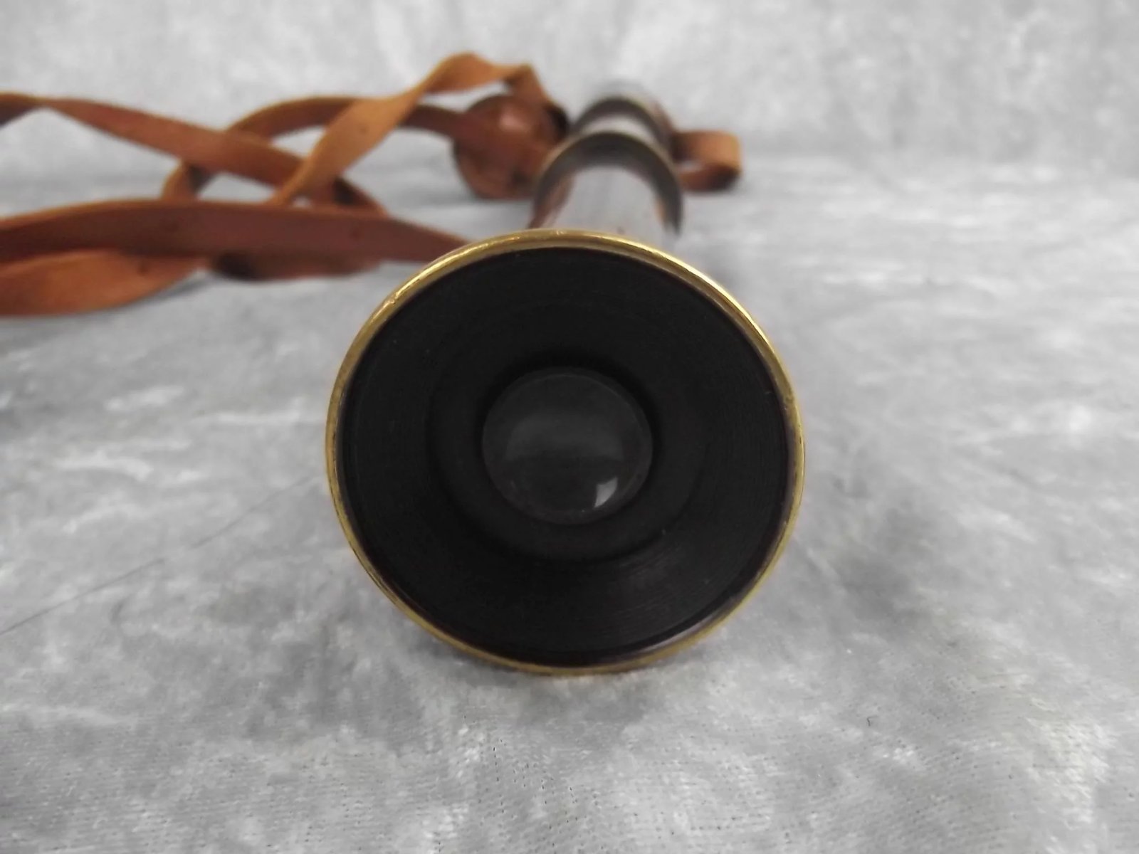 Circa 1910 Britannic & Co Three Draw Pocket Leather Bound Telescope - Image 8
