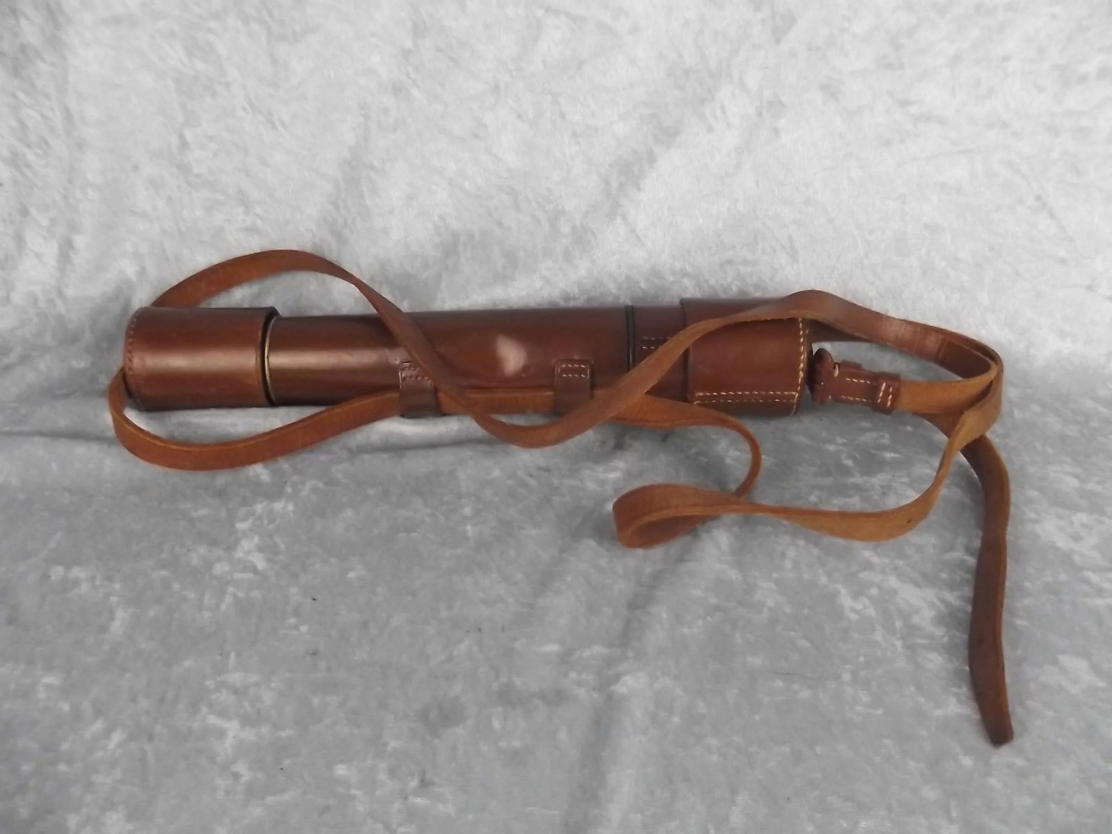 Circa 1910 Britannic & Co Three Draw Pocket Leather Bound Telescope - Image 9