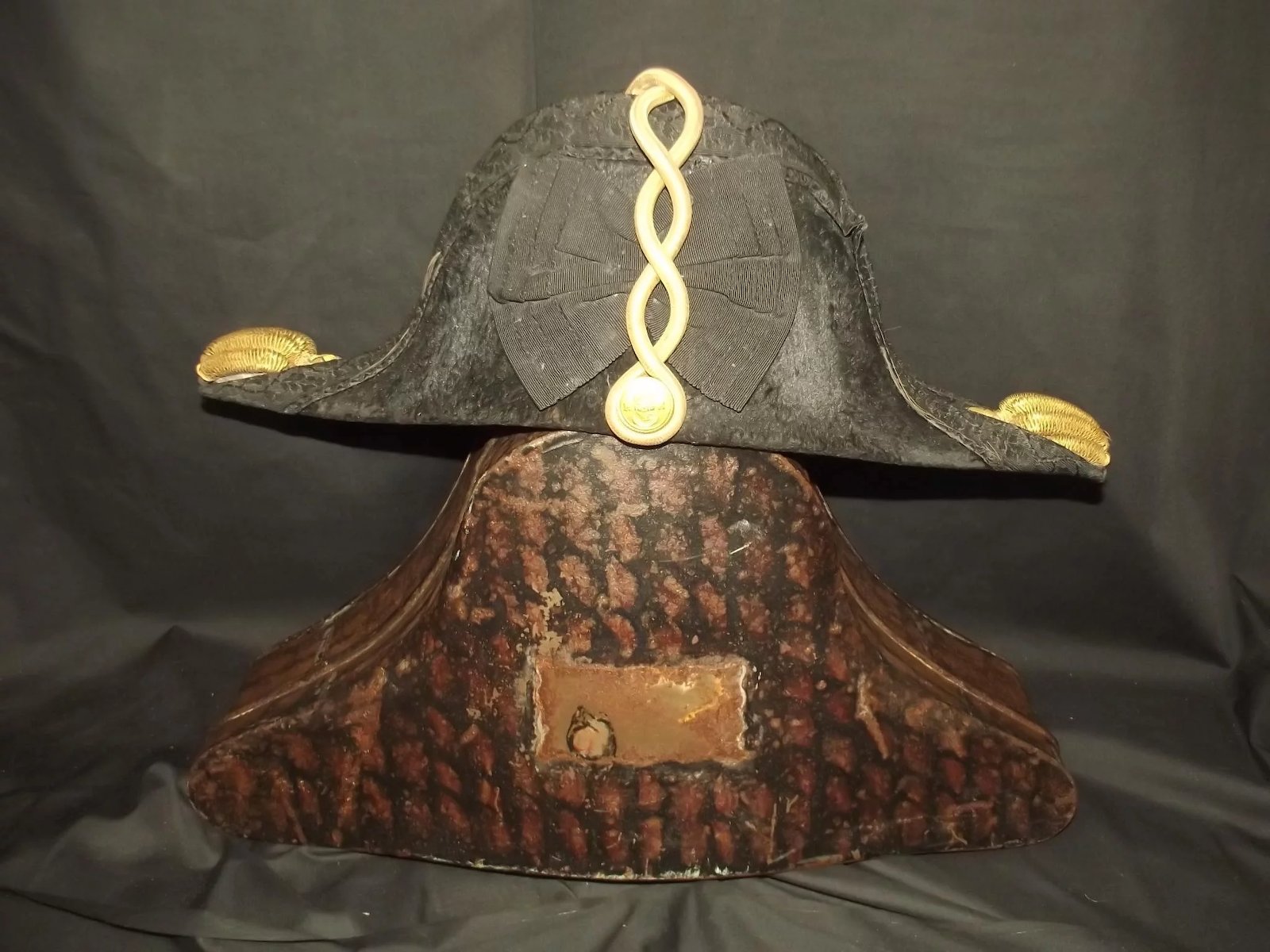 Circa WW1 Cased Royal Navy Bicorn - Image 2