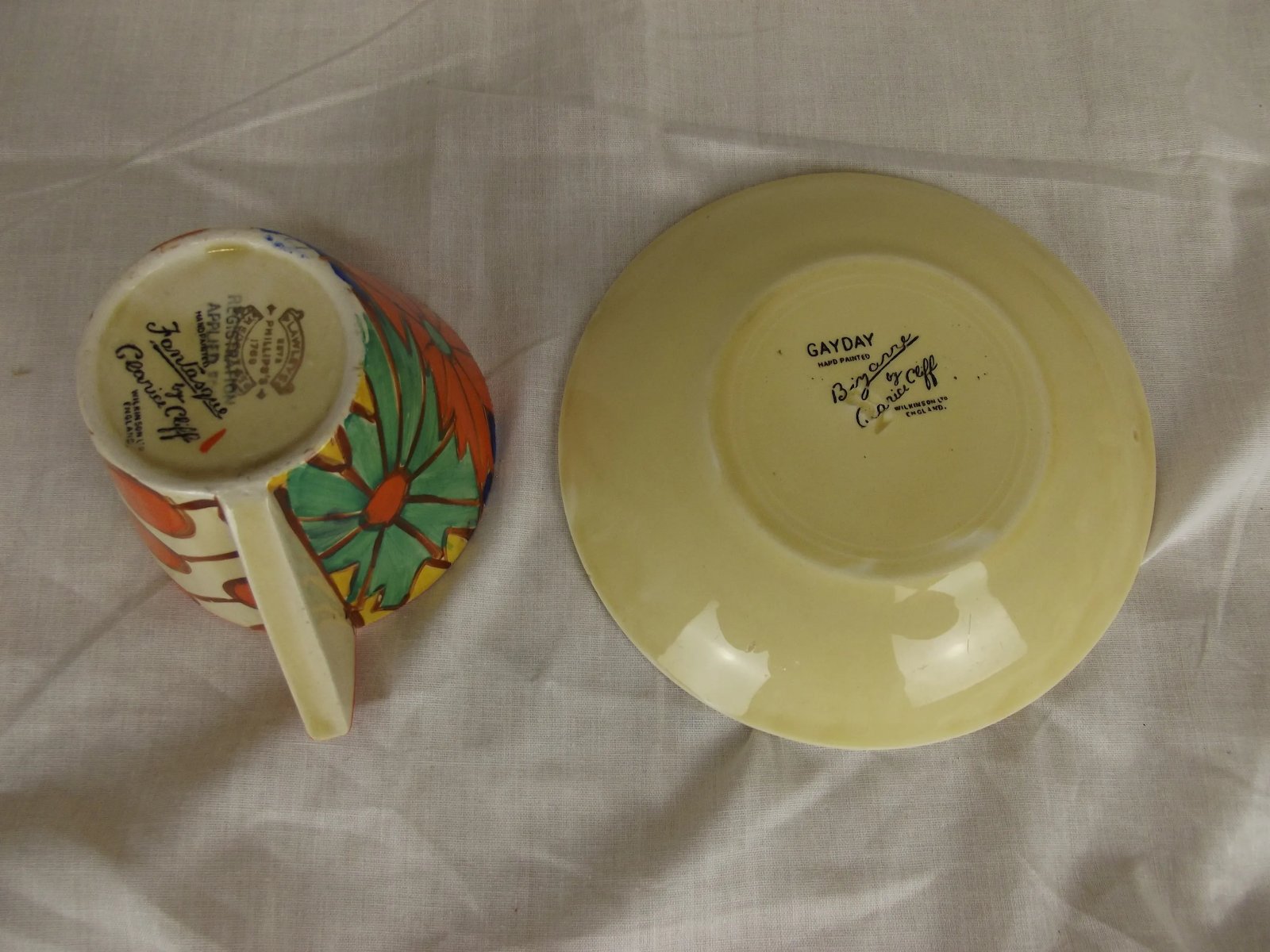 Clarice Cliff Umbrellas And Rain Tea Cup & Gayday Saucer