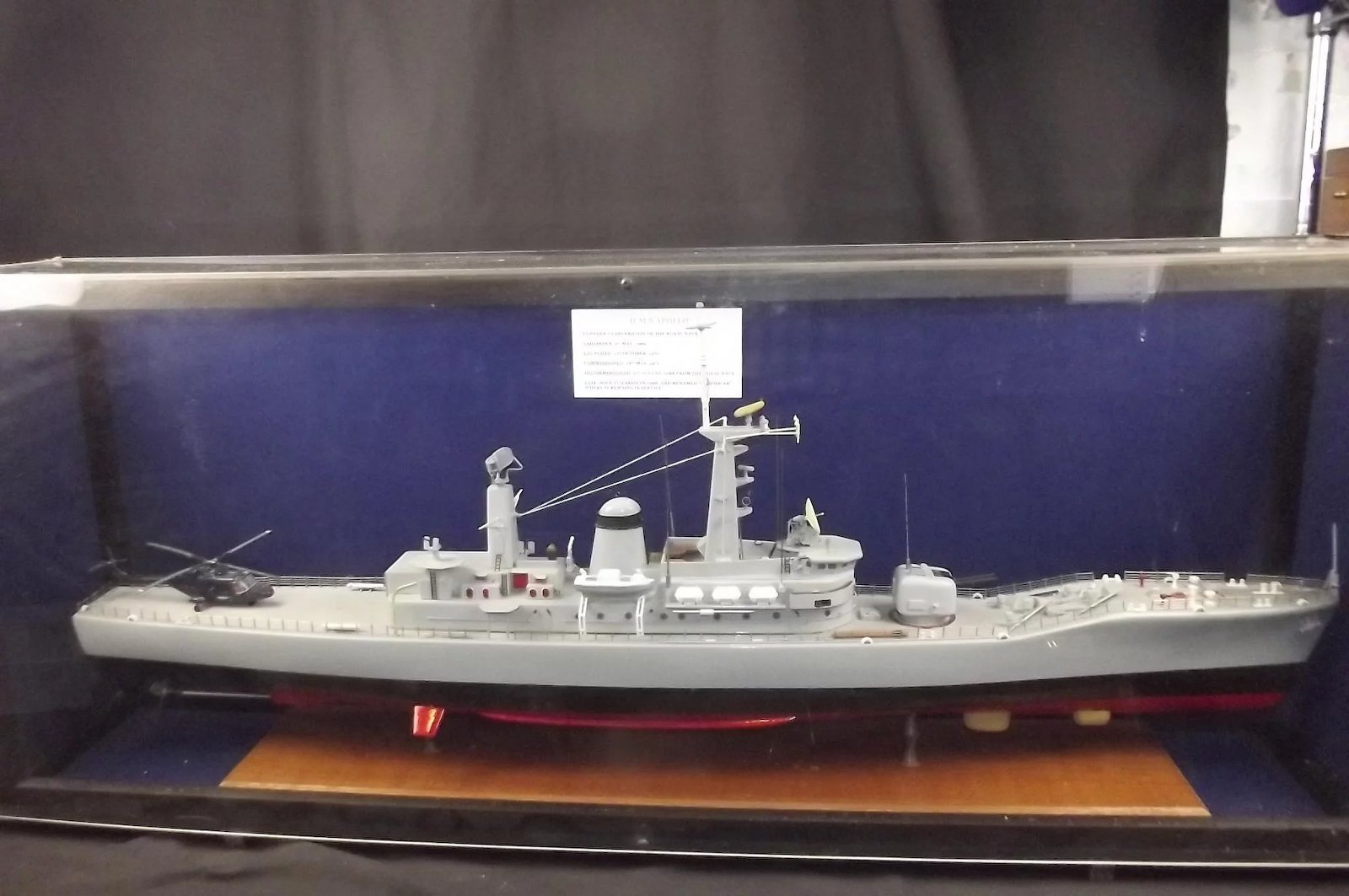 Commanding Officers Model Of HMS Apollo - Image 2