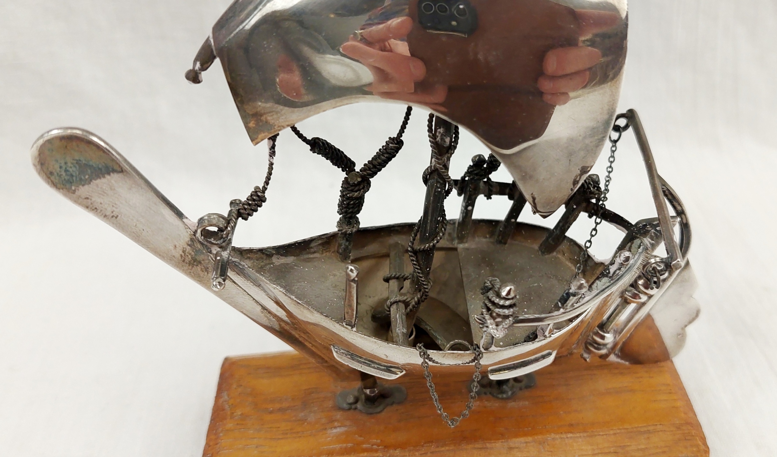 Continental White Metal Model Of A Junk - Image 6
