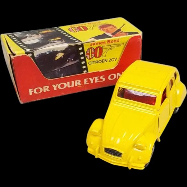 Corgi 56198 - James Bond 007 Citroen 2CV - 'For Your Eyes Only' #1