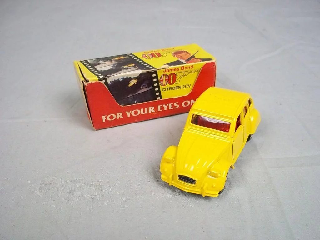Corgi 56198 - James Bond 007 Citroen 2CV - 'For Your Eyes Only' #1 - Image 2
