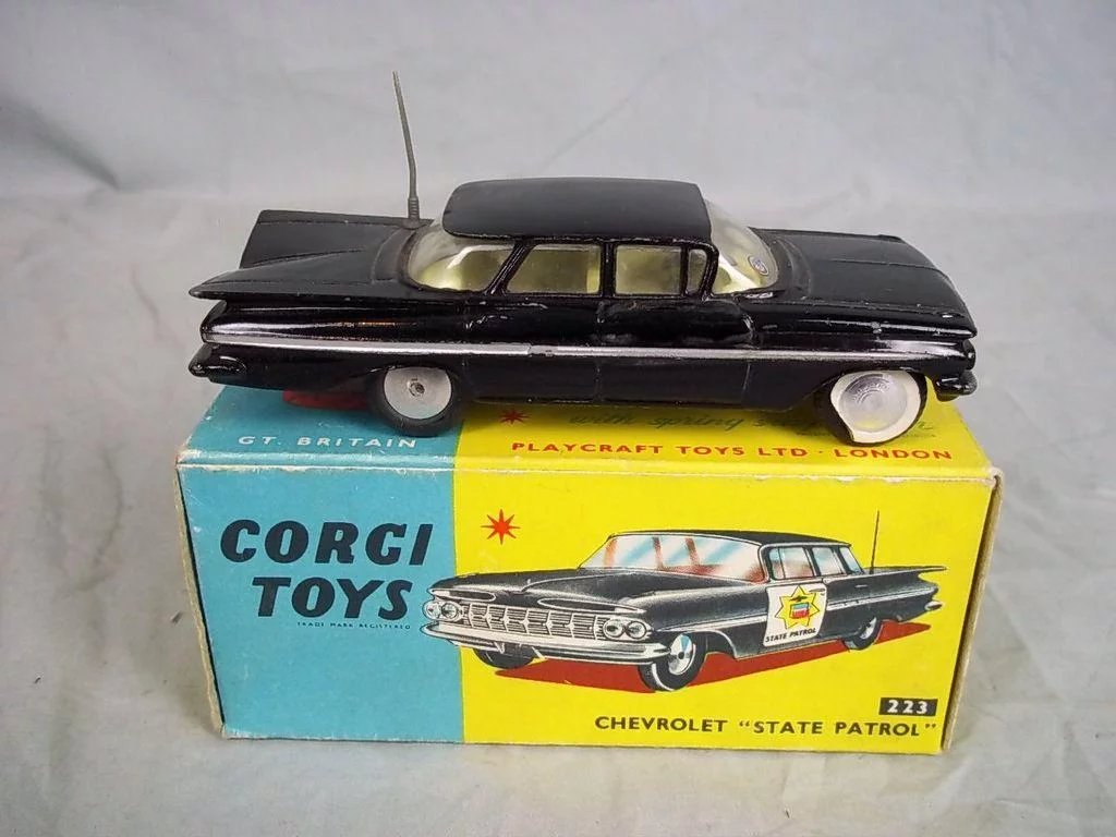 Corgi Toys 223:- Chevrolet State Patrol 1959-65 - Image 2