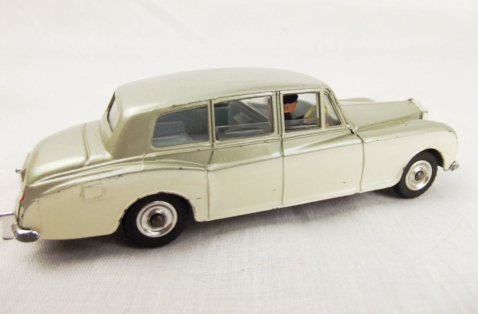 Dinky 198 Rolls Royce Phantom V - Boxed#1 - Image 4