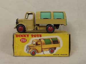 Dinky 252 Refuse Wagon
