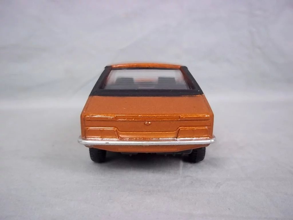 Dinky Die Cast Toys No.123 Princess 2200HL Saloon, Boxed - Image 7