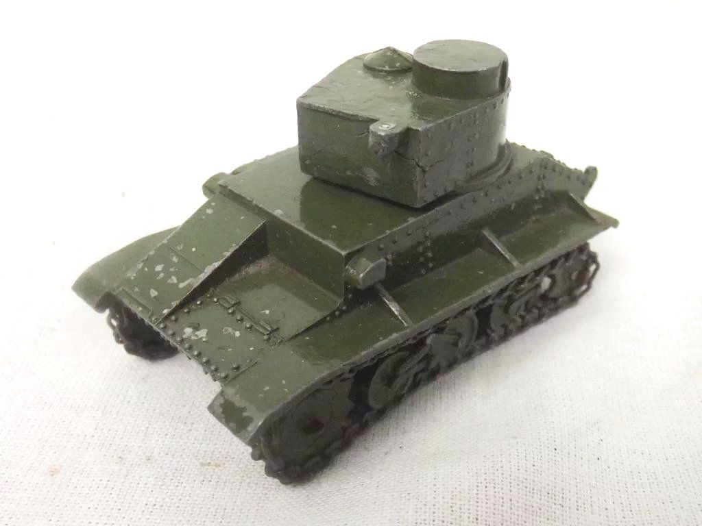 Dinky No. 152 - Royal Tank Corps Light Tank Unit - Image 3