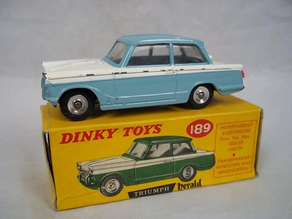 Dinky Toys No.189 Triumph Herald - Boxed - Pale Blue - Image 2